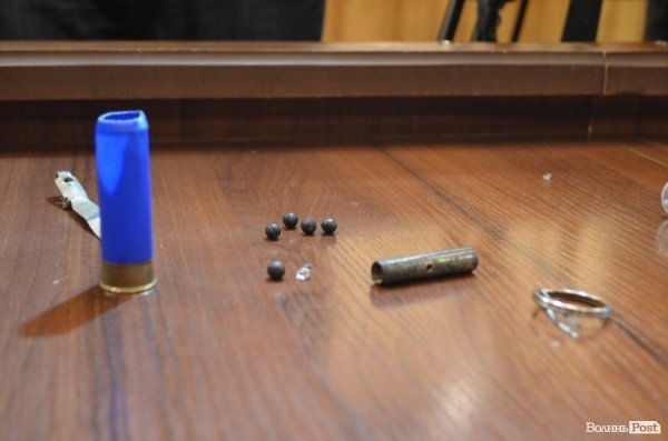 Депутат Волиньради показав, «чим у Києві вбивають людей». ФОТО