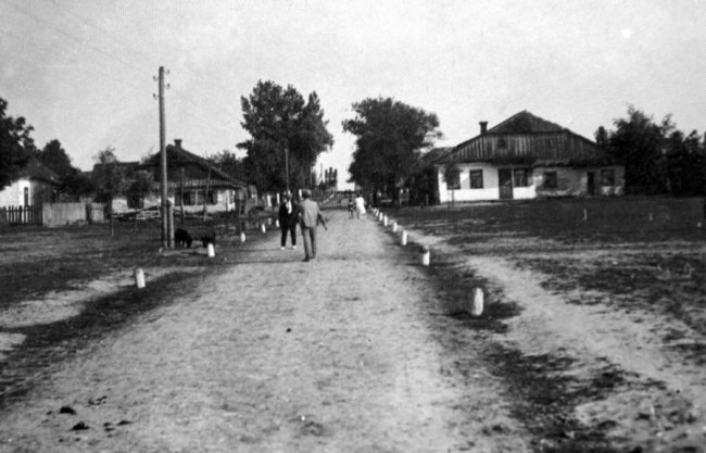 Містечко у Волинському воєводстві 90 років тому. ФОТО