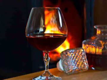 В Україну не будуть ввозити неоригінальний коньяк