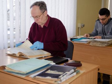 Читальний зал державного архіву на Волині відновив роботу. ФОТО