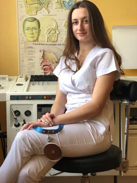 Чи безпечно робити щеплення від коронавірусу вагітним: думка експертів та лучанок