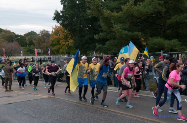 Волиняни успішно фінішували на марафоні у США. ФОТО