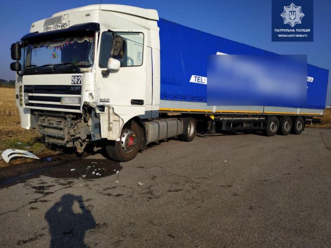 В Умані вантажівка протаранила автобус, дев’ять постраждалих. ФОТО