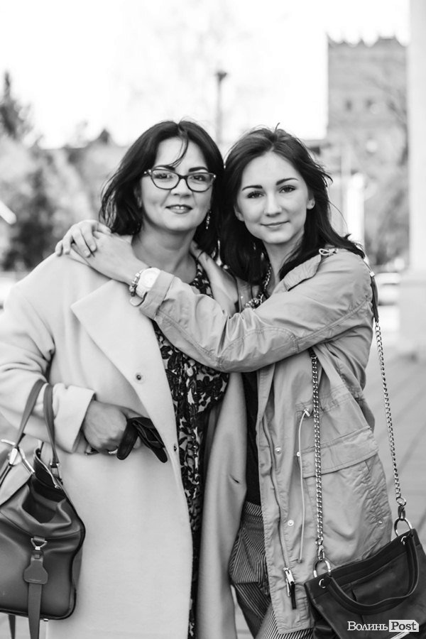 Стильний Луцьк. Портрет дня:  Лариса і Анастасія Волчкови