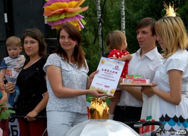 У Луцьку відбувся фестиваль дитячих візочків