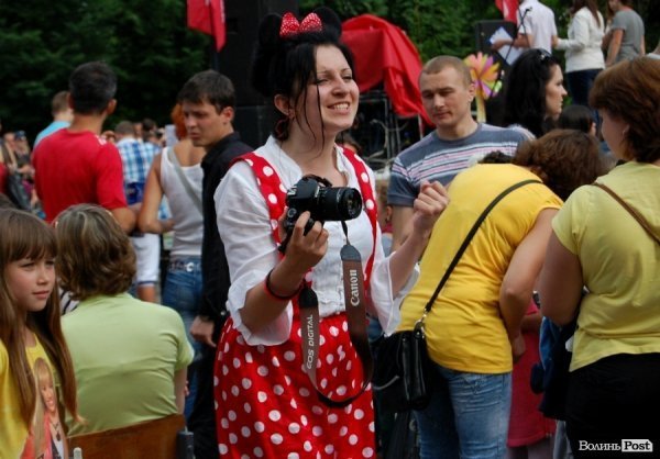 У Луцьку відбувся фестиваль дитячих візочків