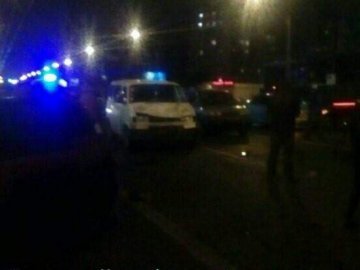 Аварія у Києві: розбито 6 автівок