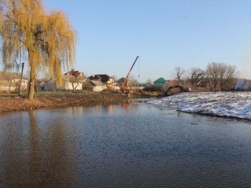 Показали, як на Волині відновлюють русло річки. ФОТО