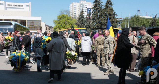 Під звуки оркестру:  у Луцьку попрощалися з Героями Олександром Бебком та Анатолієм Харитоновим