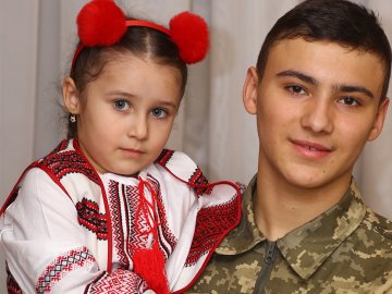 Мріє зустрітись з футболістом Артемом Федецьким: у сина померлого волинського Героя – день народження