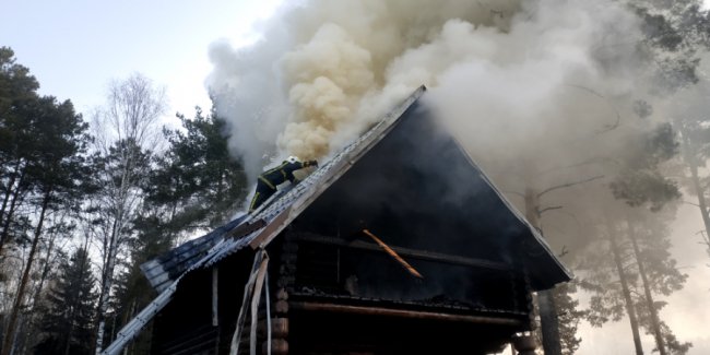 На Рівненщині у готельно-ресторанному комплексі трапилася пожежа. ФОТО. ВІДЕО