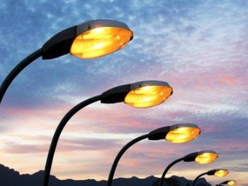 «Темне царство»: у Луцьку просять освітлити вулицю