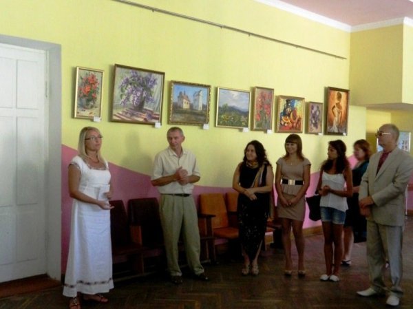 У Любомлі відкрилася виставка молодих художників. ФОТО