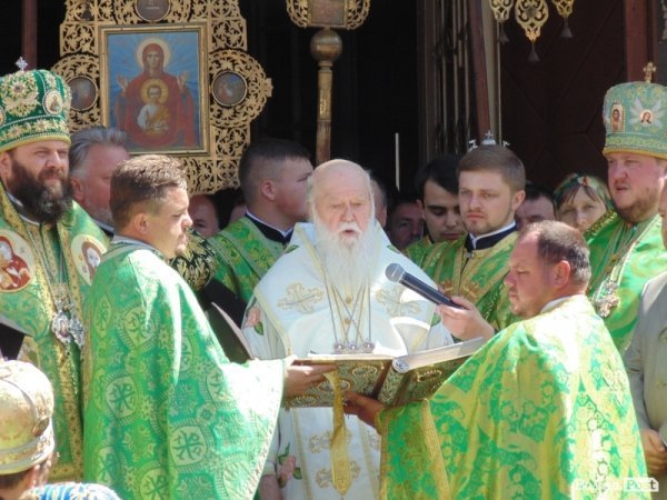 У Луцьку - святкове богослужінян за участю патріарха Філарета. ФОТО
