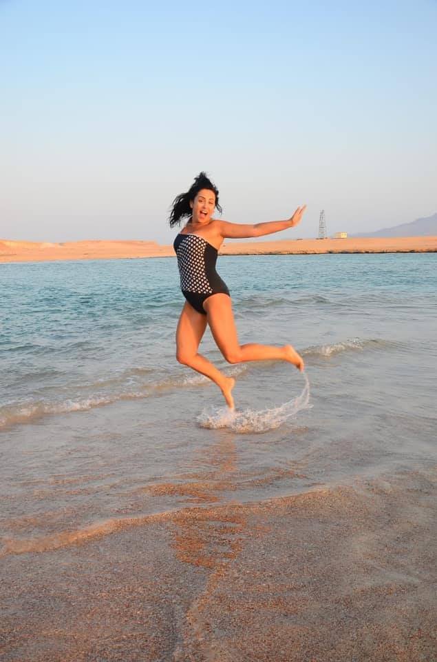 Луцька телеведуча поділилася спекотними фото з екзотичного відпочинку