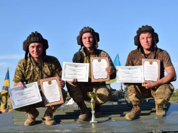Волинські воїни виграли конкурс на найкращий екіпаж БМП