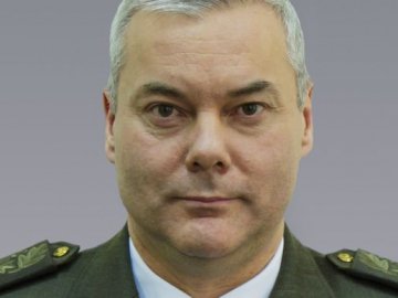 Зеленський присвоїв командувачу Об’єднаних сил звання Героя України