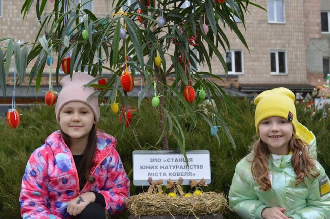 Центральну частину Ковеля прикрасили великодніми декораціями. ФОТО