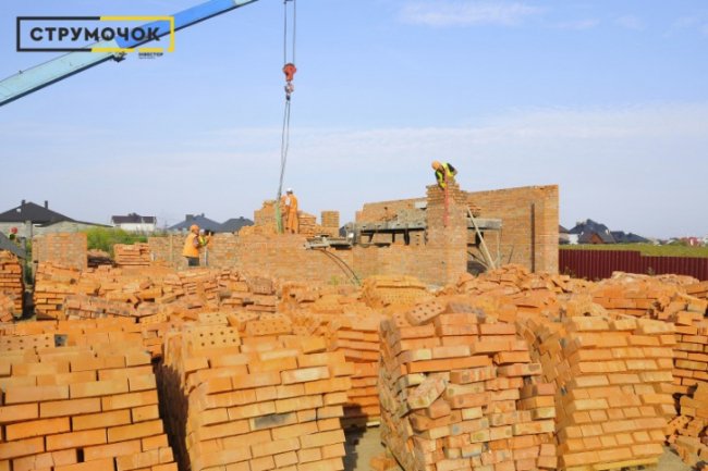 Під Луцьком будують житло нового типу. ФОТО*