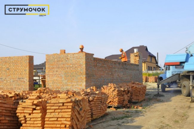 Під Луцьком будують житло нового типу. ФОТО*