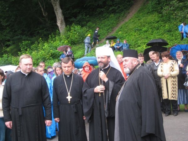 В Україні відкрили пам'ятник Івану Павлу ІІ. ФОТО