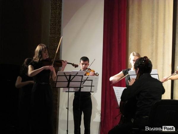 У Луцьку - концерт камерного оркестру. ФОТО