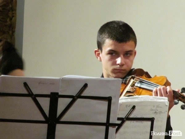 У Луцьку - концерт камерного оркестру. ФОТО