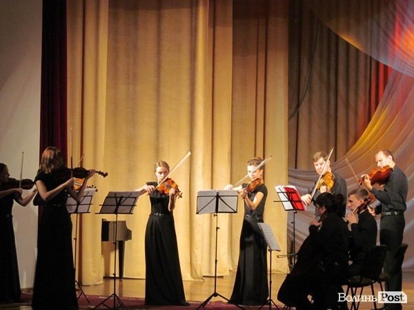 У Луцьку - концерт камерного оркестру. ФОТО