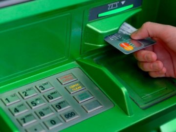 У  Луцьку «глючили» банкомати і термінали