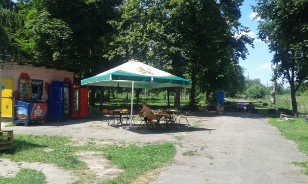 За неправильні літні майданчики муніципали видали приписи «Patio di Fiori» та «Вогнем і мечем». ФОТО