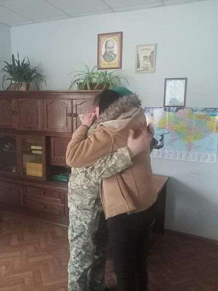 На Волині матері загиблого Героя вручили орден сина. ФОТО