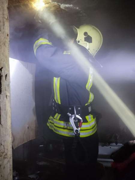 У Луцьку сталася пожежа через газовий балон, вогнеборці запобігли вибуху. ФОТО