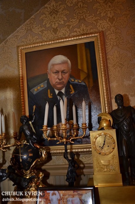 Маєток «самозакоханого Пшонки». ФОТО