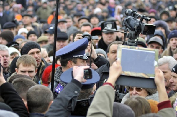Луцьк. Віче і марш Майдану. ФОТО