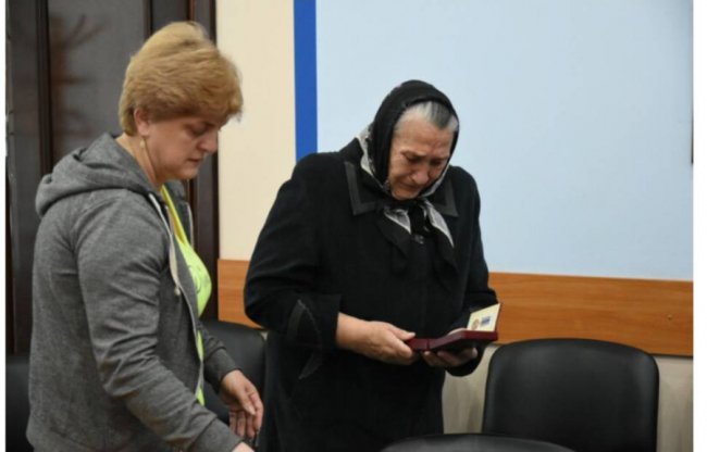 У Луцьку матері отримали посмертні нагороди синів-Героїв. ФОТО