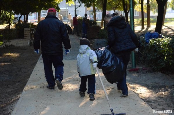 Лучани вдруге вийшли на толоку. ФОТО