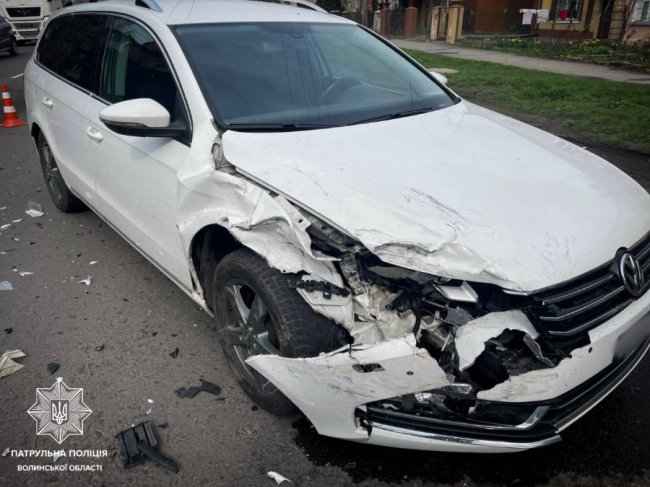 ДТП на Дубнівській: у поліції розповіли деталі зіткнення Volkswagen та Skoda. ФОТО