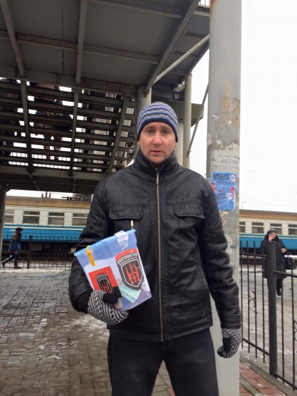 У Луцьку збором коштів займався сумнівний волонтер ДУКу. ФОТО