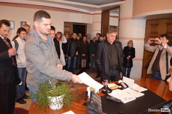 Через закон про наклеп луцькі журналісти «ігноритимуть» владу. ФОТО 