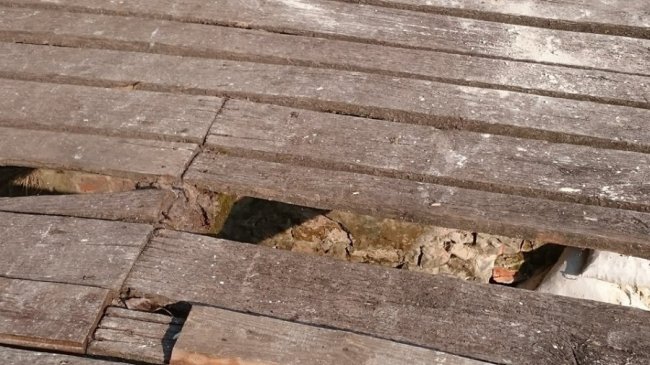 На Волині міст, яким діти ходять до школи, в аварійному стані. ФОТО