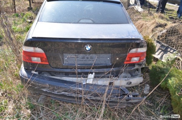 Аварія у Луцьку: легковик протаранив опору ліній електропередач. ФОТО. ВІДЕО
