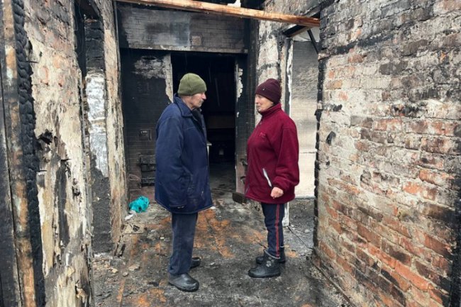 На Волині у батьків померлого ветерана російсько-української війни згорів будинок. ВІДЕО