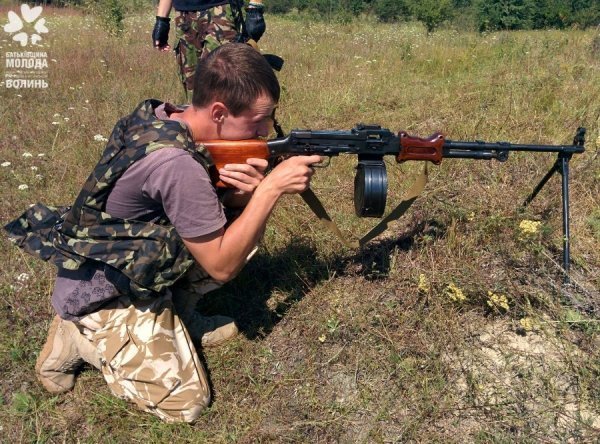 «Пригоди» волинських активістів на полігоні. ФОТО