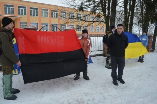 Волиняни – другі на туристичному змаганні «Доброволець-2013». ФОТО