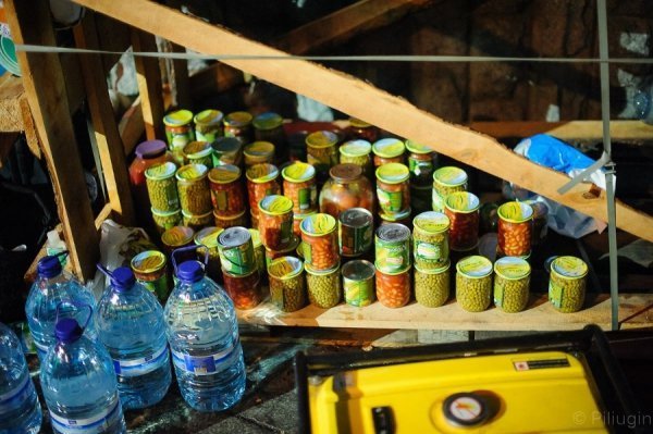 Фото за декілька хвилин до розігнання Майдану. ФОТО