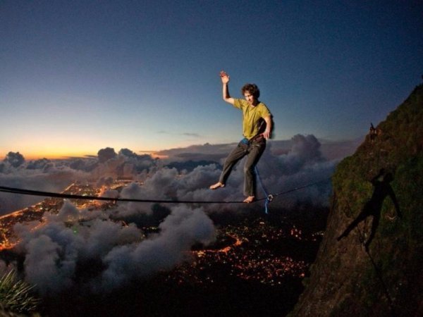 Слеклайнінг