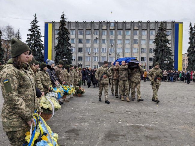 На Волині провели в останню путь Героя Дмитра Павліковського