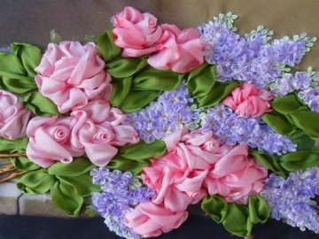 Вишивка стрічками – творчість, що приносить задоволення*