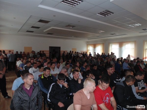 Мер і «Правий сектор» розбиралися із зарплатами на «Луцьктеплі». ФОТО. ОНОВЛЕНО