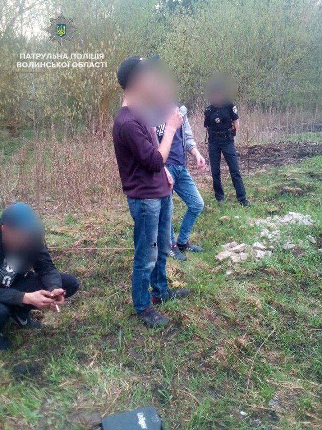 У Ковелі виявили трьох молодиків з наркотиками. ФОТО